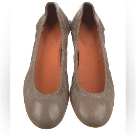 Hermès Carina Ballet Flats 